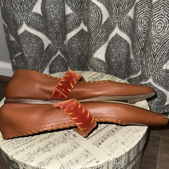 Ulla Johnson Verona Flats SZ 41 - Picture 6 of 9